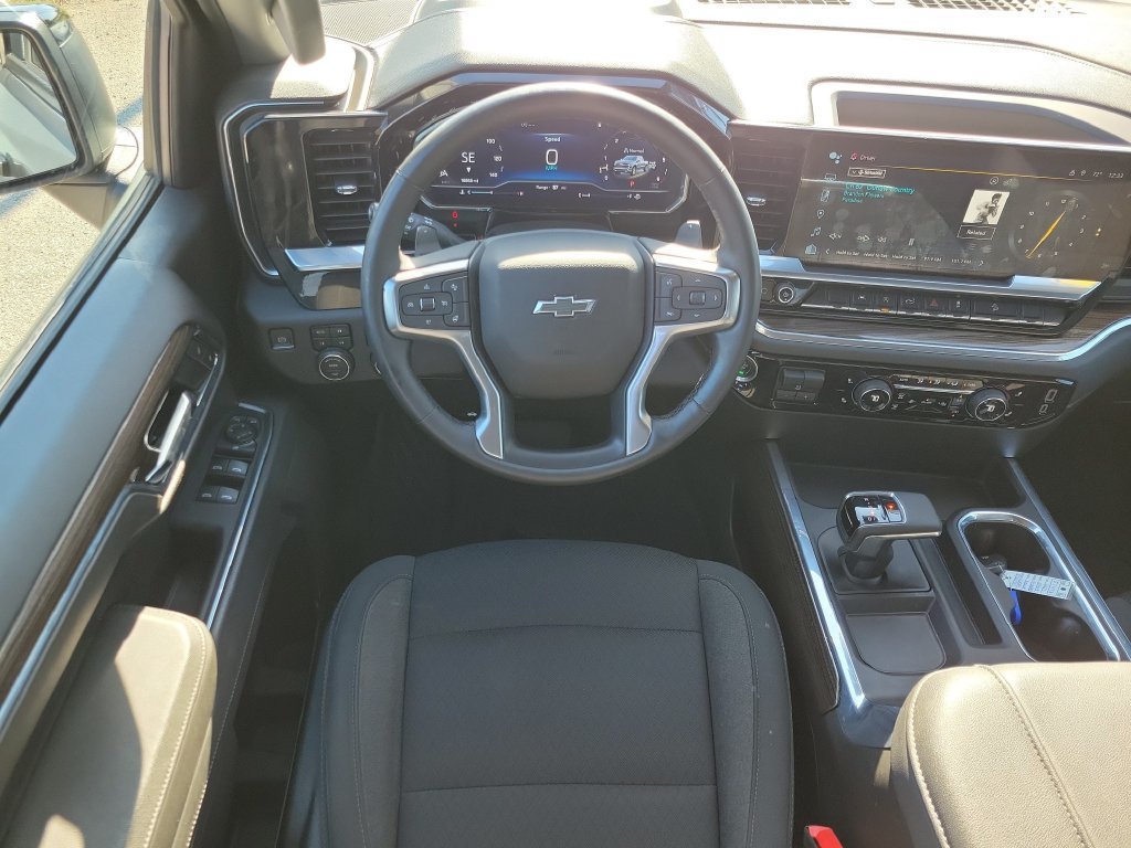 Used 2023 Chevrolet Silverado 1500 RST AWD/4WD image 14