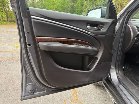 Used 2018 Acura MDX SH-AWD w/ Technology Package image 16