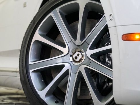Used 2020 Bentley Continental GT image 30