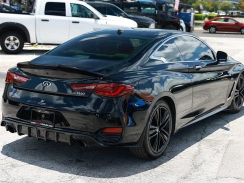 Used 2017 INFINITI Q60 3.0t w/ Premium Plus Package 3.0T RWD image 14