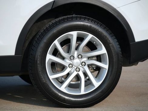 Used 2016 Land Rover Discovery Sport HSE AWD/4WD image 42