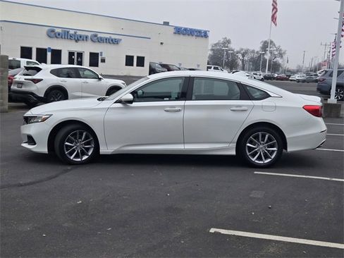 Used 2022 Honda Accord LX image 7