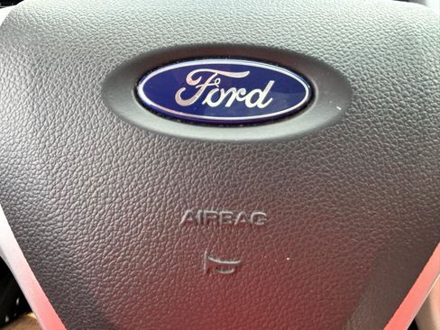 Used 2013 Ford Edge SEL w/ Black-White Styling Pkg FWD image 21