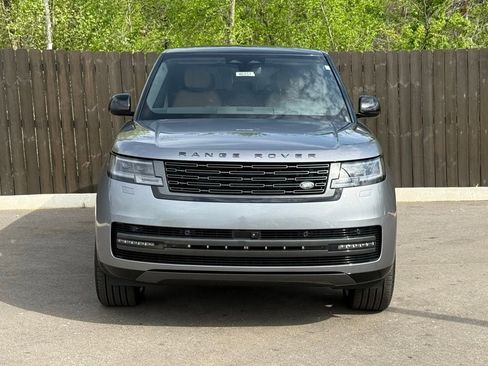 New 2026 Land Rover Range Rover Long Wheelbase SE AWD/4WD image 8
