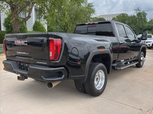 Used 2020 GMC Sierra 3500 Denali w/ Denali Ultimate Package AWD/4WD image 8