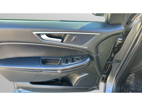 Used 2023 Ford Edge SEL AWD/4WD image 11