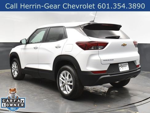 Used 2025 Chevrolet TrailBlazer LS w/ LS Convenience Package FWD image 5