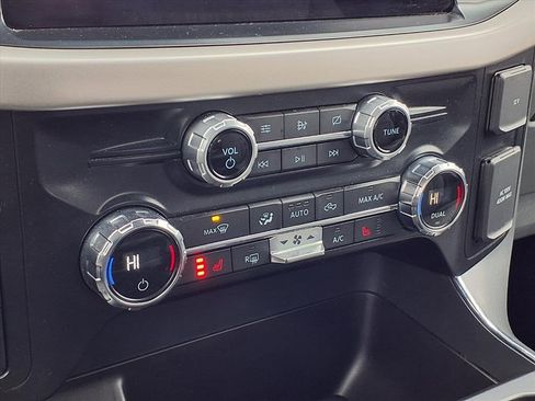 Used 2021 Ford F150 XLT w/ Equipment Group 302A High image 13