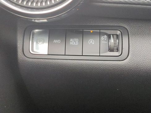 Used 2025 Chevrolet Equinox LT w/ Convenience Package II AWD/4WD image 21