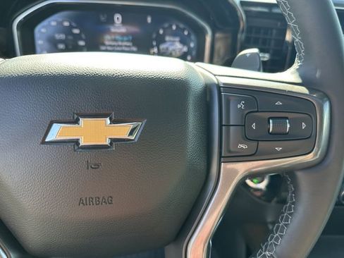Certified 2025 Chevrolet Silverado 1500 High Country w/ Technology Package image 27