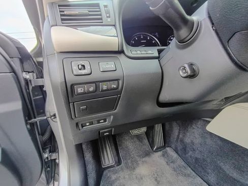 Used 2015 Lexus LS 460 L image 28