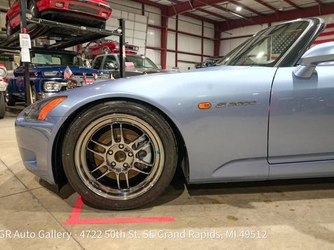 Used 2002 Honda S2000 image 3