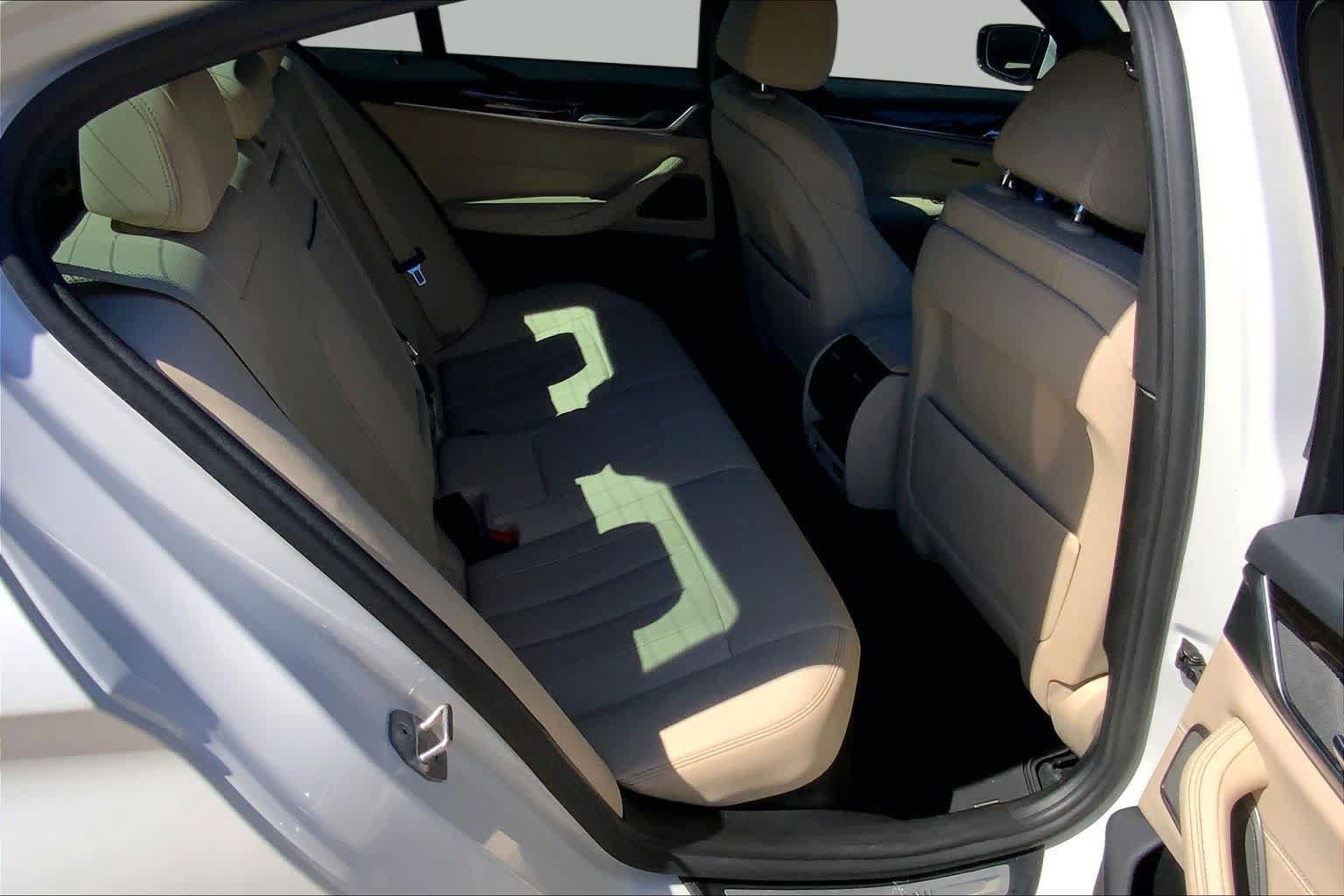 Used 2022 BMW 540i w/ Premium Package RWD image 20
