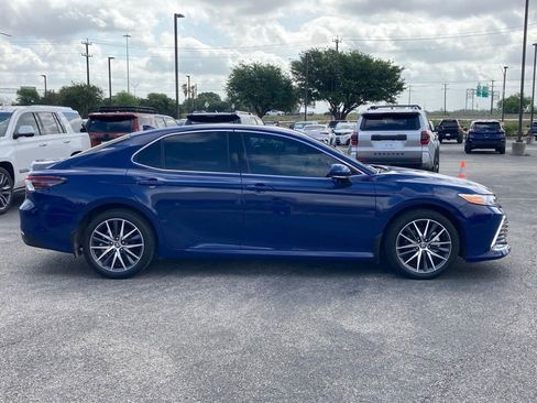 Used 2024 Toyota Camry XLE image 4