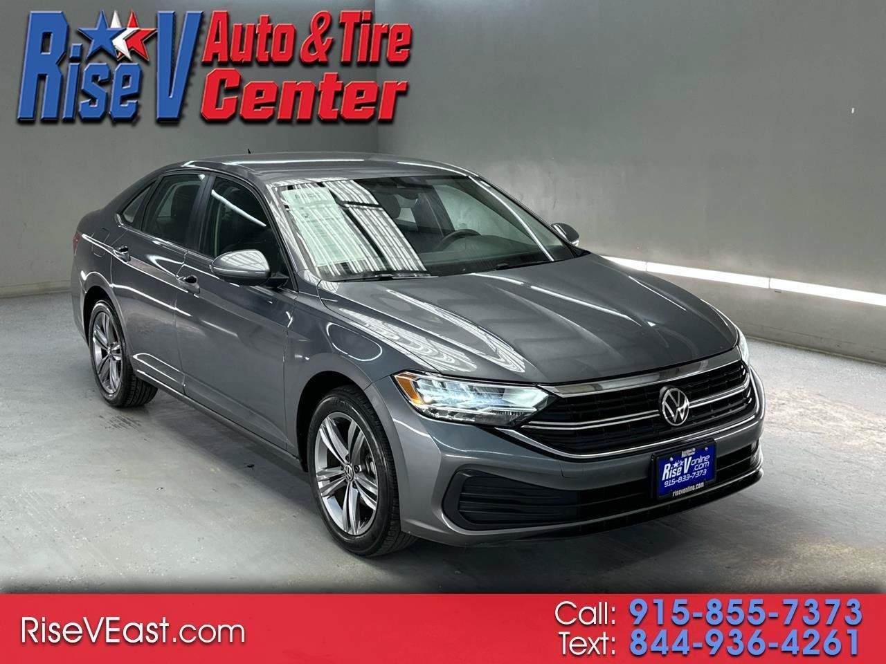 Used 2024 Volkswagen Jetta SE FWD image 1