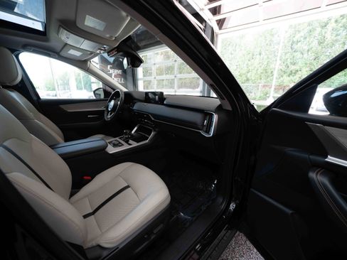 Used 2024 MAZDA CX-90 Plug-In Hybrid w/ Preferred AWD/4WD image 26