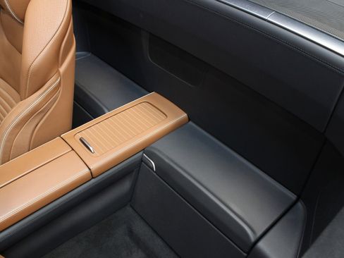 Used 2017 Mercedes-Benz SL 550 image 35