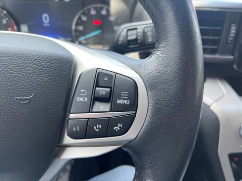 Used 2023 Ford Explorer XLT w/ Equipment Group 202A AWD/4WD image 24