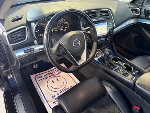 Used 2016 Nissan Maxima SR image 16