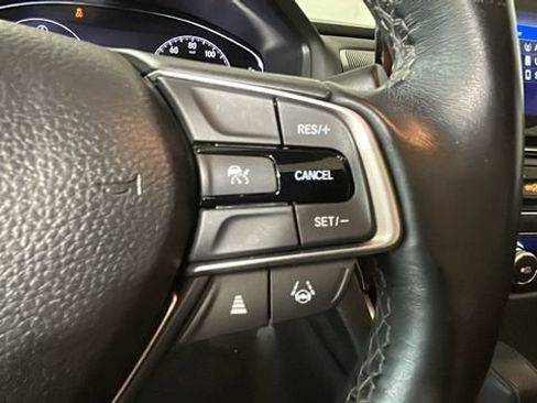 Used 2022 Honda Accord EX-L image 16
