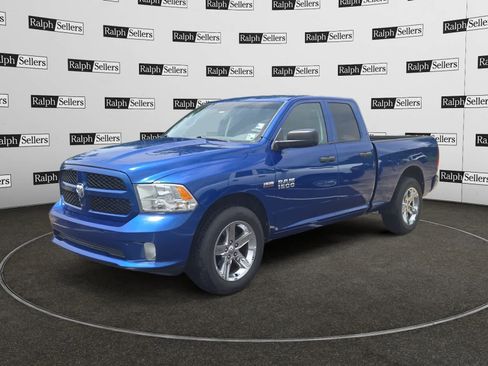 Used 2014 RAM 1500 Express RWD image 2