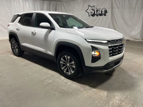 Used 2026 Chevrolet Equinox LT FWD image 1