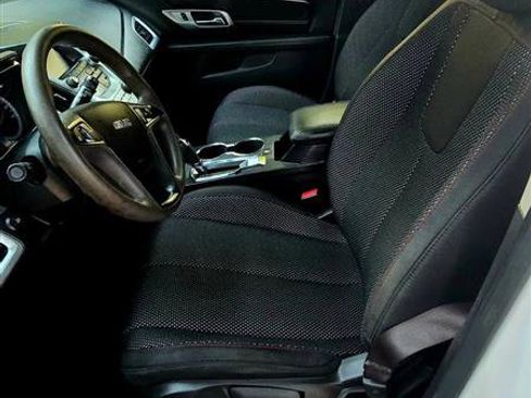 Used 2017 GMC Terrain SLE image 11