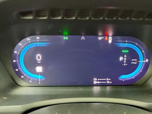 Used 2025 Volvo XC90 T8 Plus w/ Protection Package Premier image 14