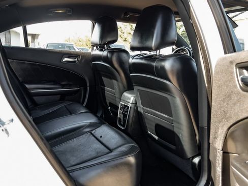Used 2015 Dodge Charger R/T w/ Plus Group RWD image 41