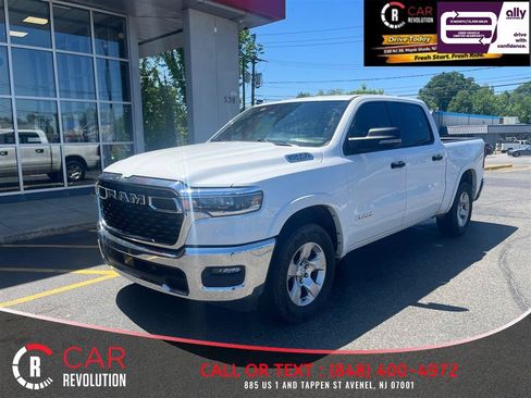 Used 2025 RAM 1500 Big Horn AWD/4WD image 4