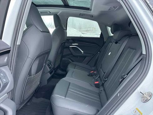 New 2025 Audi Q5 Premium Plus image 16