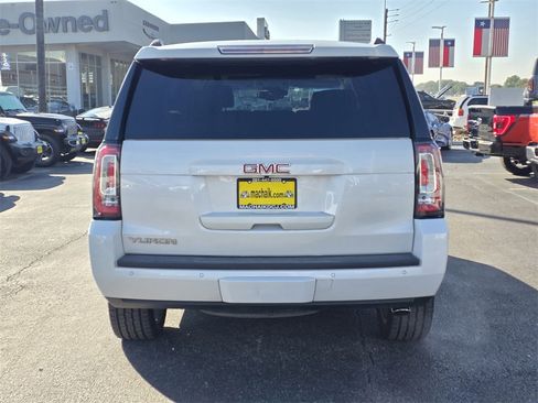 Used 2019 GMC Yukon SLT w/ Premium Edition image 5