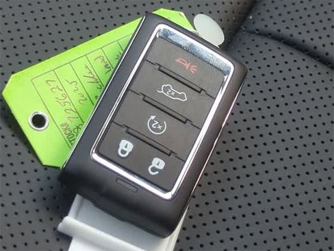 New 2025 Jeep Grand Cherokee Overland w/ Trailer Tow Package image 34