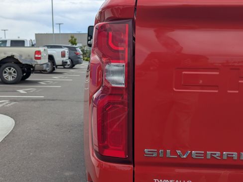 Certified 2021 Chevrolet Silverado 2500 LTZ AWD/4WD image 48