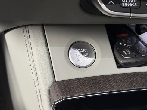 Used 2022 Audi Q5 2.0T Prestige image 23