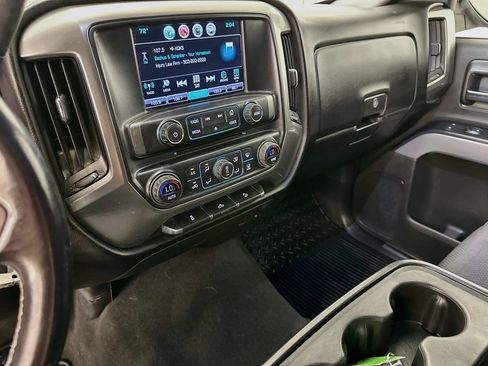 Used 2018 Chevrolet Silverado 1500 LT w/ All Star Edition AWD/4WD image 26