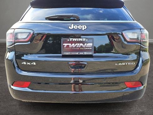 New 2024 Jeep Compass Limited w/ Elite Group image 30