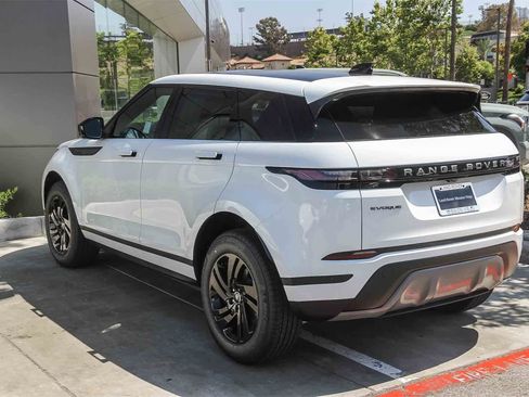 New 2026 Land Rover Range Rover Evoque S image 4