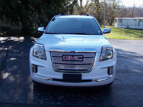 Used 2016 GMC Terrain Denali image 3