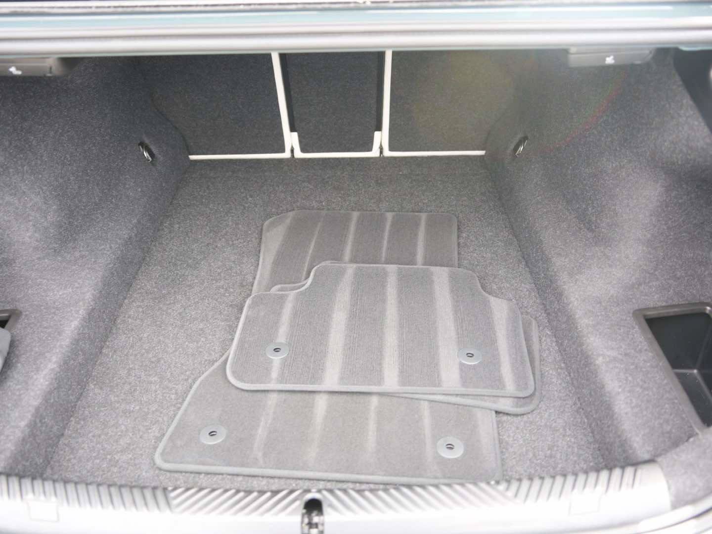 Used 2026 BMW 530i RWD image 4