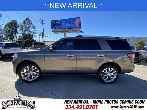 Used 2018 Ford Expedition Limited w/ Equipment Group 302A image 39