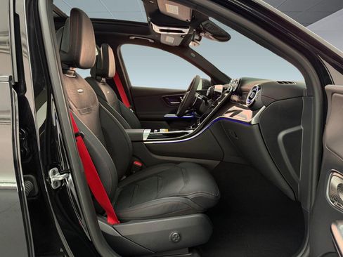 New 2025 Mercedes-Benz GLC 43 AMG 4MATIC image 23