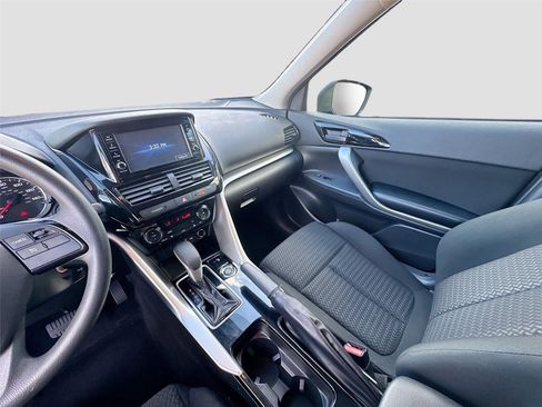 Used 2023 Mitsubishi Eclipse Cross ES image 8
