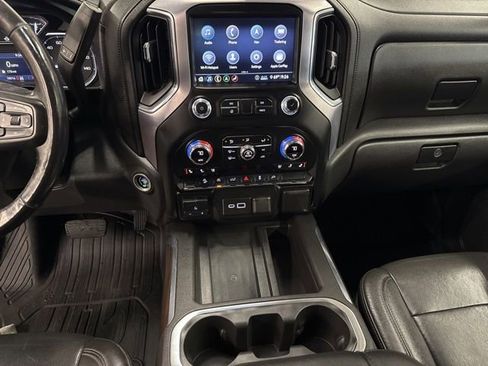 Used 2020 GMC Sierra 1500 SLT w/ SLT Premium Package AWD/4WD image 19