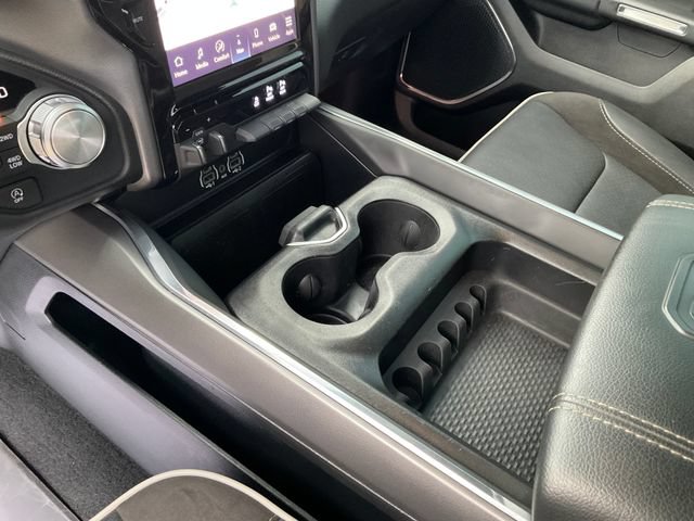 Used 2025 RAM 1500 Laramie w/ Sport Appearance Package AWD/4WD image 19