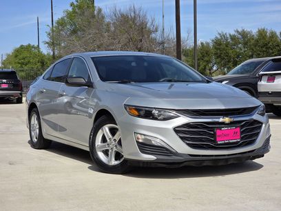 Used 2021 Chevrolet Malibu LS