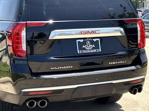 Used 2021 GMC Yukon Denali w/ Denali Ultimate Package AWD/4WD image 6