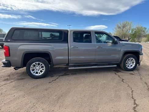 Used 2017 GMC Sierra 1500 SLE w/ SLE Value Package image 6