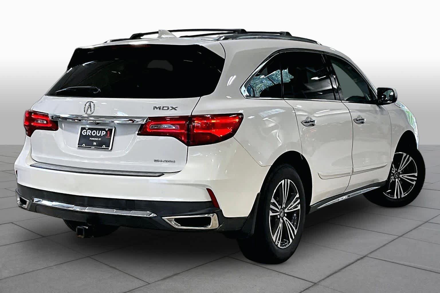 Used 2017 Acura MDX SH-AWD image 13