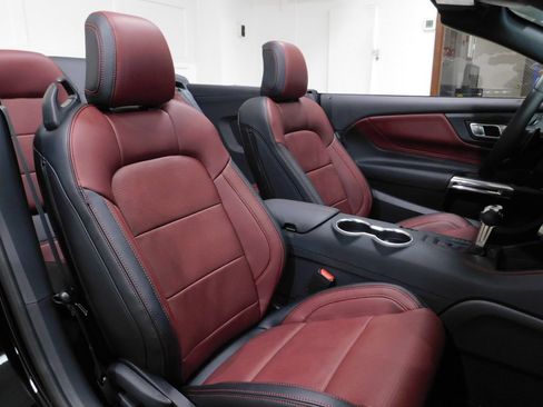 Used 2026 Ford Mustang GT Premium RWD image 93
